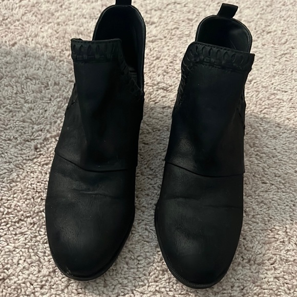 Rock & Candy Shoes - Black booties